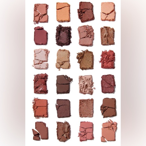 CIATE LONDON Brazilian Glow Eyeshadow Palette
24-Pan Eyeshadow Palette - Picture 3 of 12